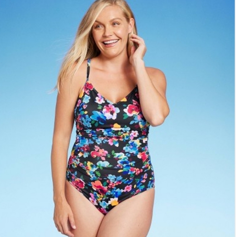 One-Piece Swimsuit 50‎ UPF  ring back floral SZ L floral ruched waist black